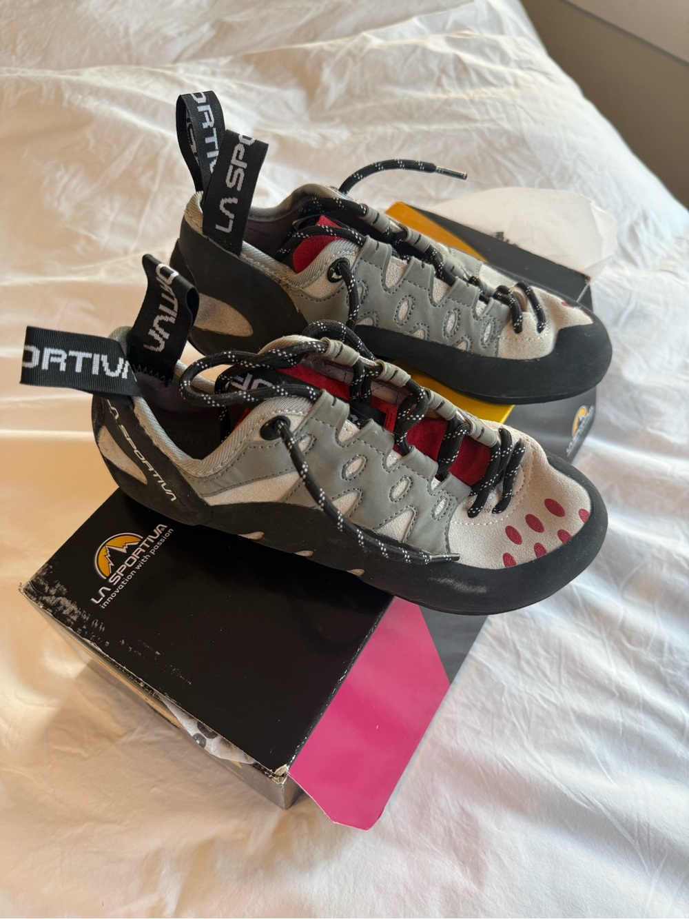 La Sportiva Tarantulace Grey/Hibiscus 37 1/2
